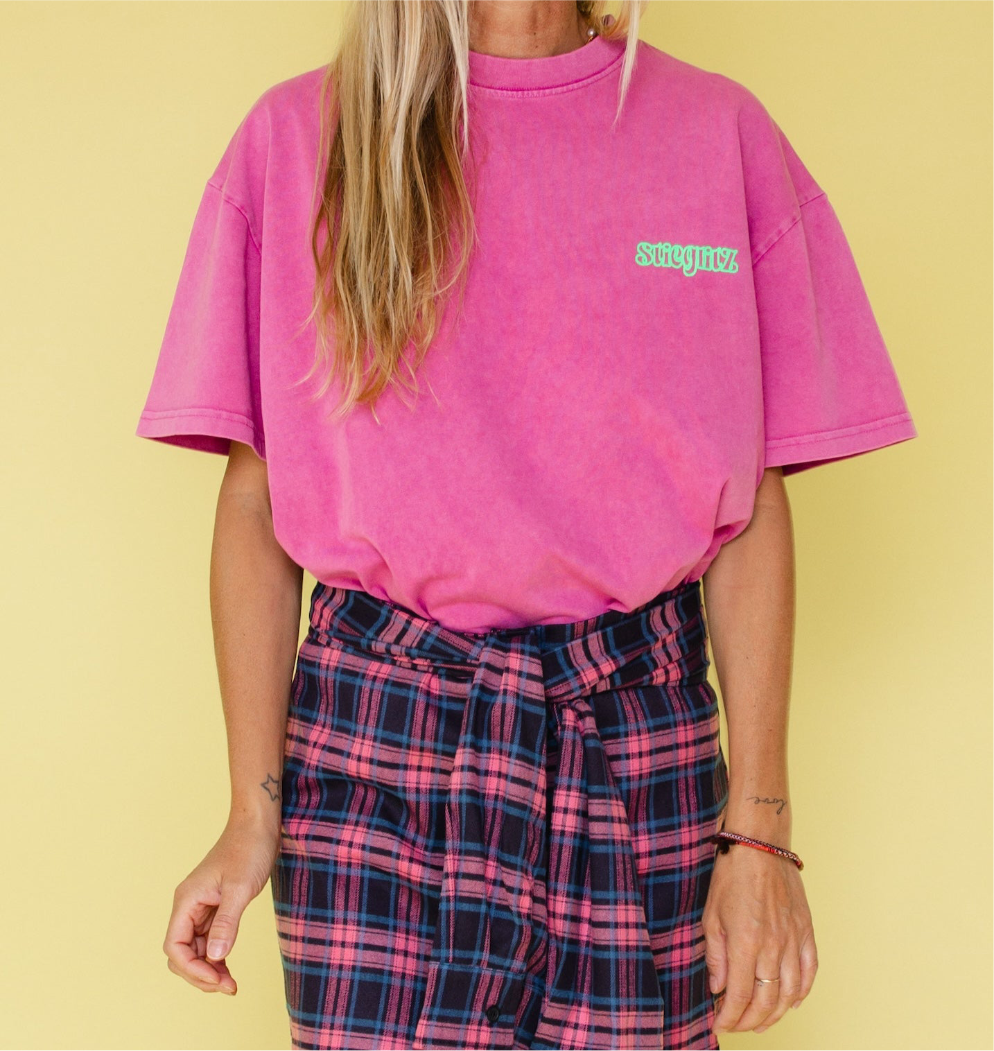 WORLD OF STIEG OVERSIZED T-SHIRT | PINK