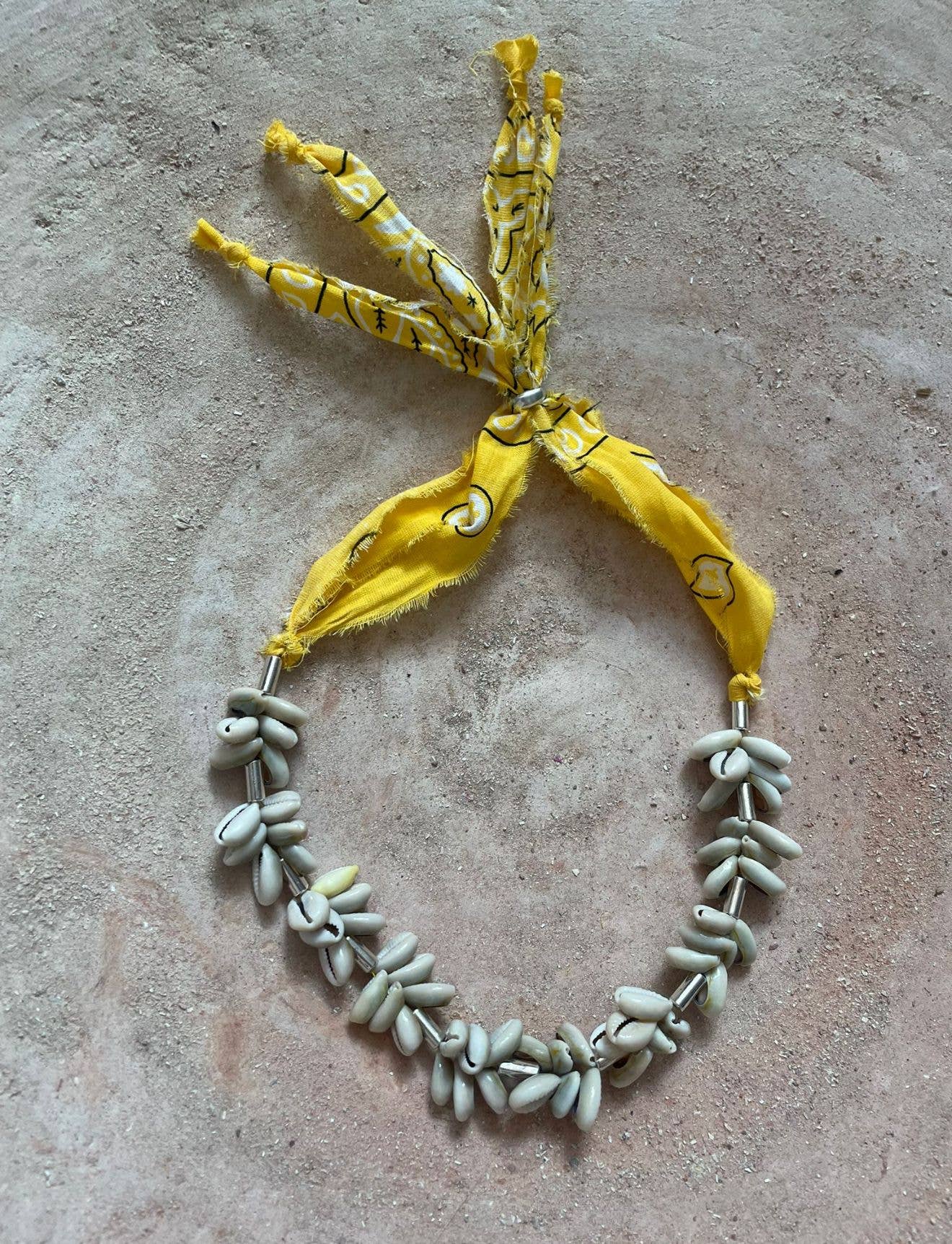 SHELL & BANDANA NECKLACE