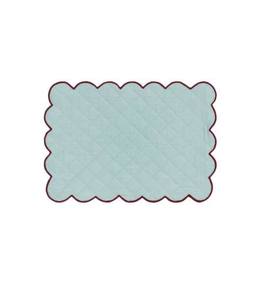 FROSTY SCALLOPED PLACEMAT