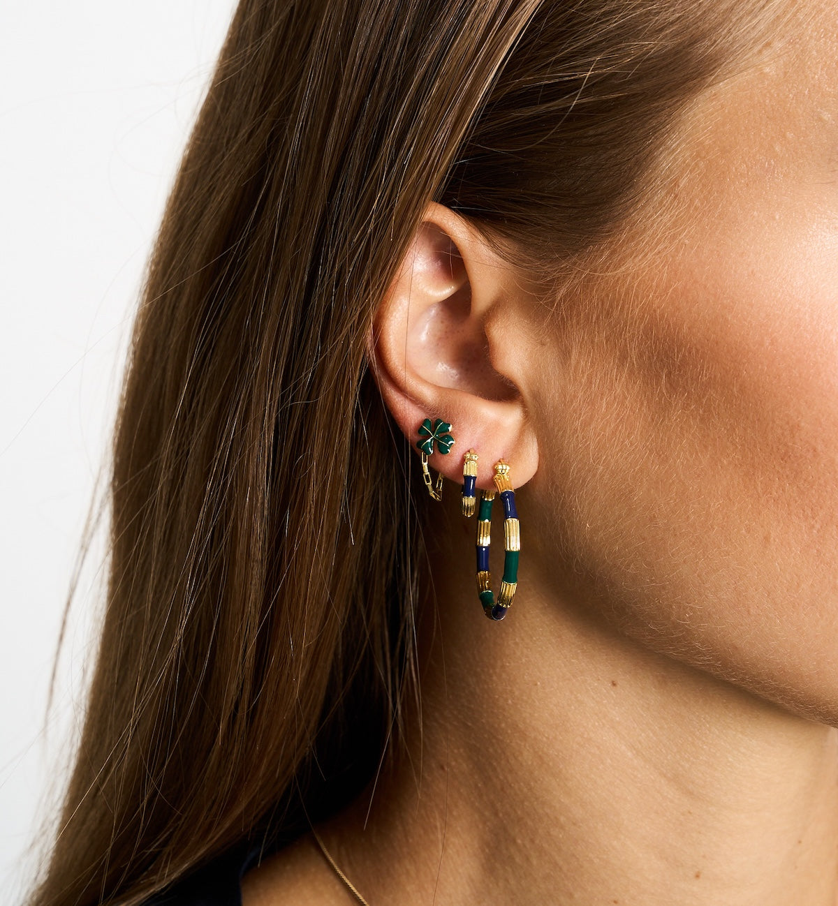 SINGLE LUCKY SHAMROCK CHAIN STUD