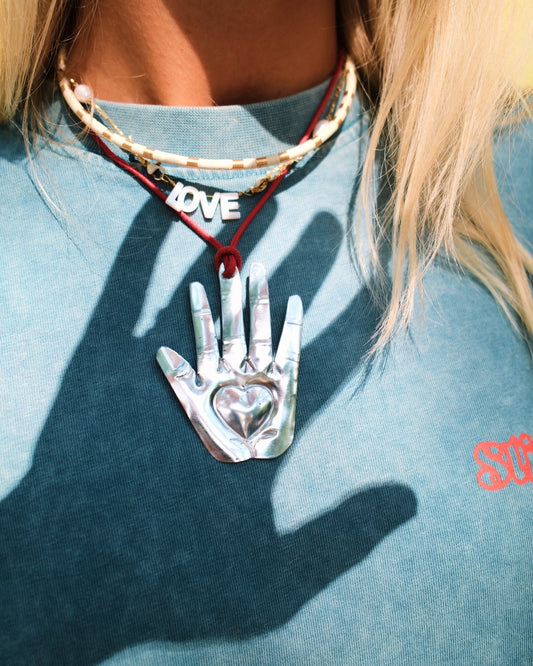 THE FIVE HAND