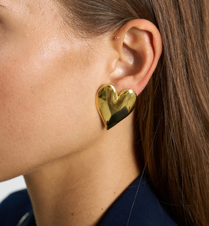 FORBIDDEN LOVE STUD EARRINGS