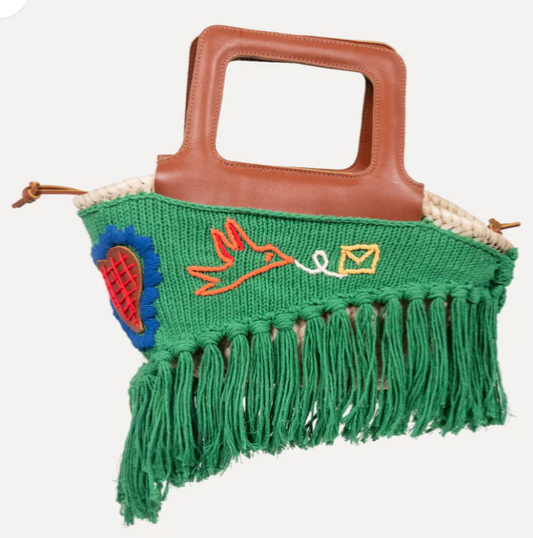 Minho - embroidered basket green