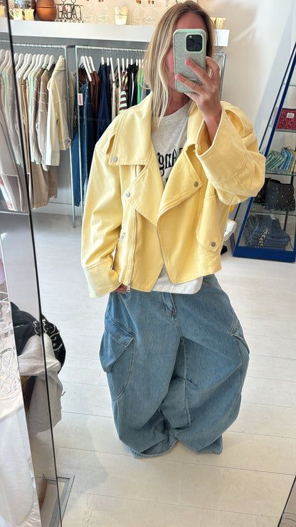 MOXIE JACKET