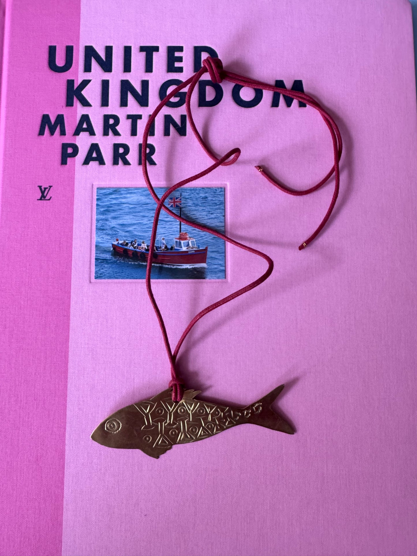 FISHY NECKLACE