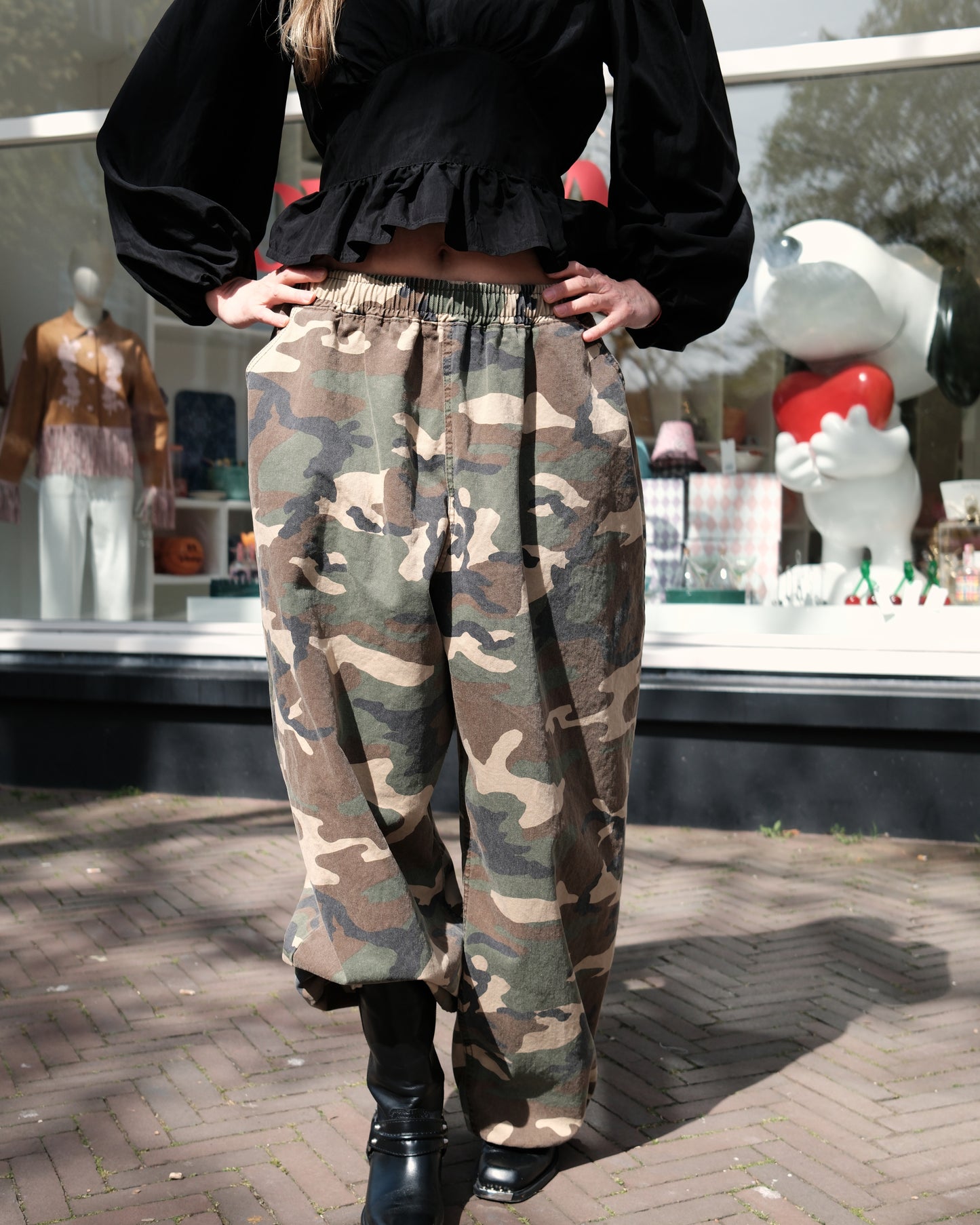 FRANKIE CAMO PANTS