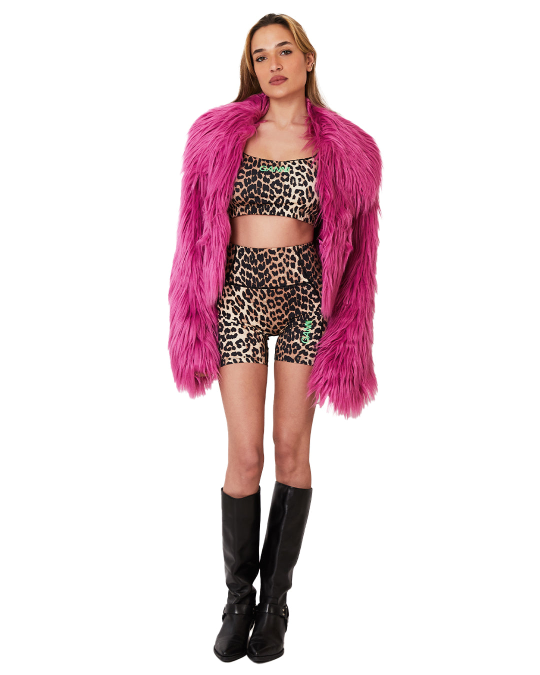 FLUFFY CROPPED JACKET PINK