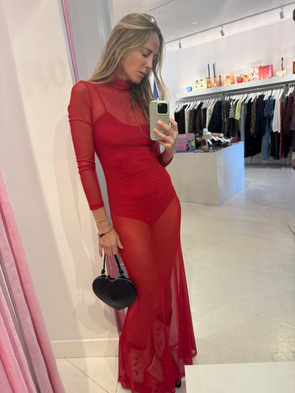 THE DRESS RED