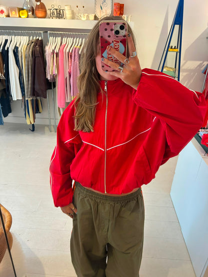 TRAINER RED