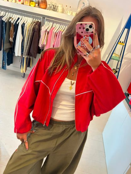TRAINER RED