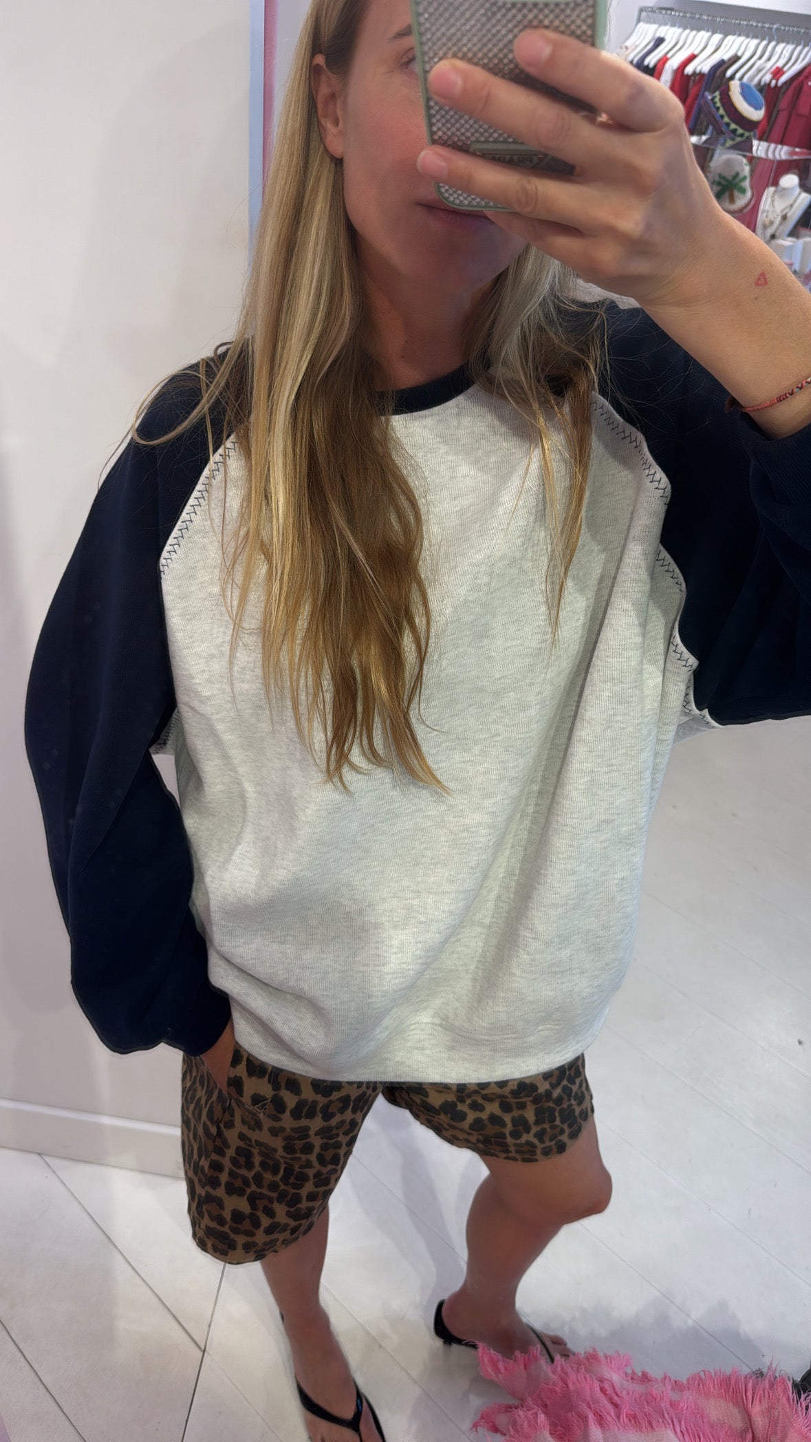 DUO TONE SWEATER