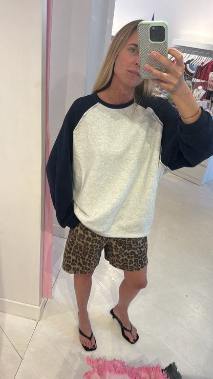 DUO TONE SWEATER