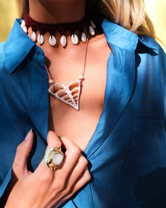 BIG SHELL NECKLACE